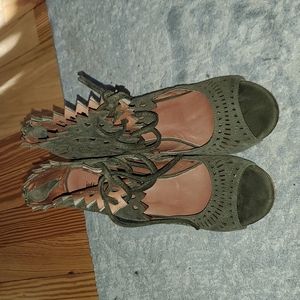 *Brand New* Jeffrey Campbell Cordia Peep Toe Heels